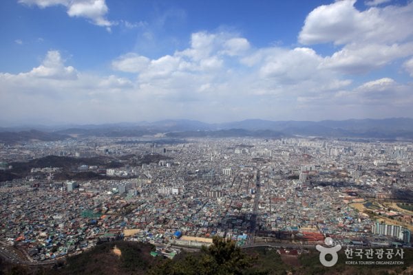 Daegu Apsan Park