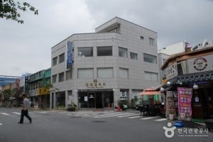 Hyundai Gallery 
