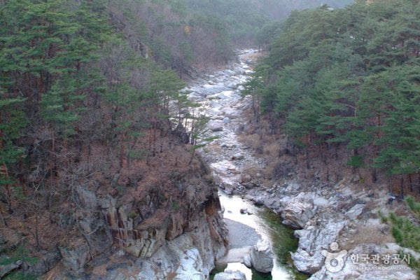 Buryeongsa Valley