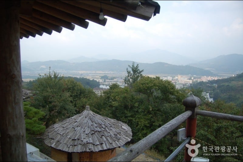 Cheongdo Hanok School 