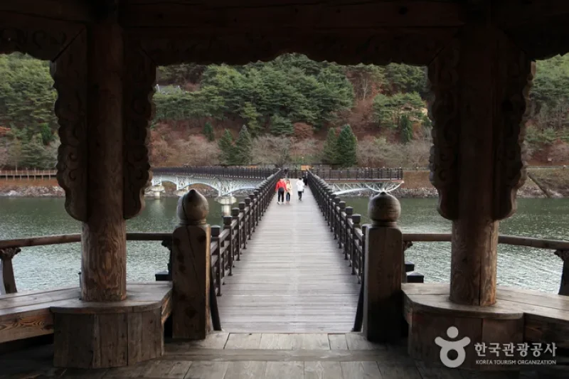 Woryeonggyo Bridge  (8/26)