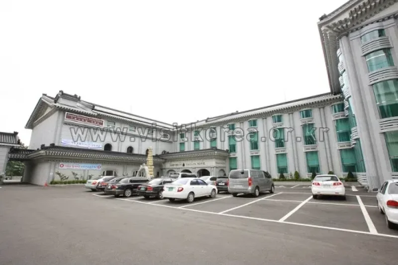 Gayasan National Tourist Hotel  (7/18)