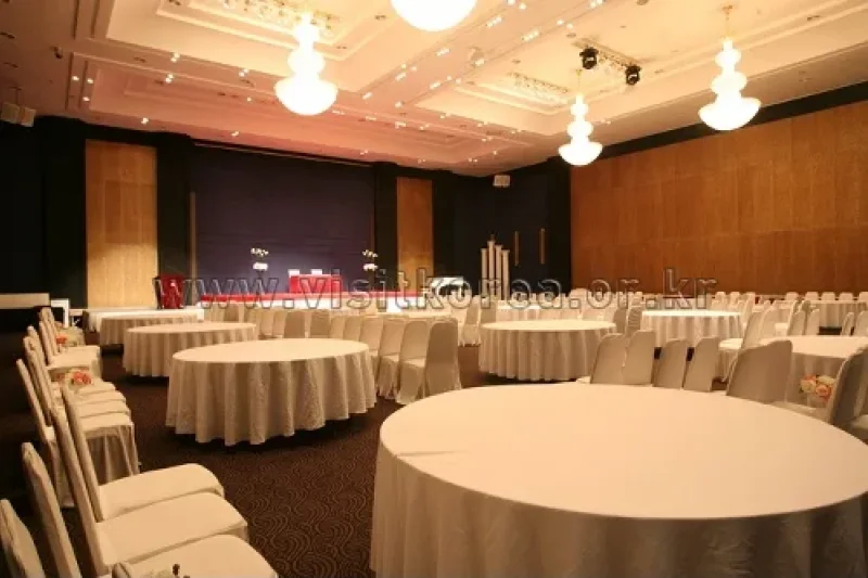Philos Hotel 