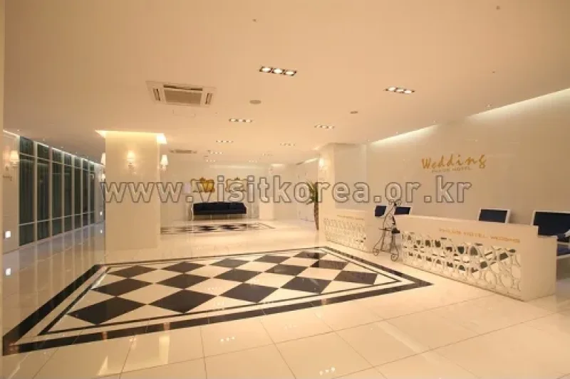 Philos Hotel 