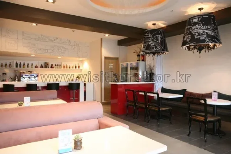 Philos Hotel 