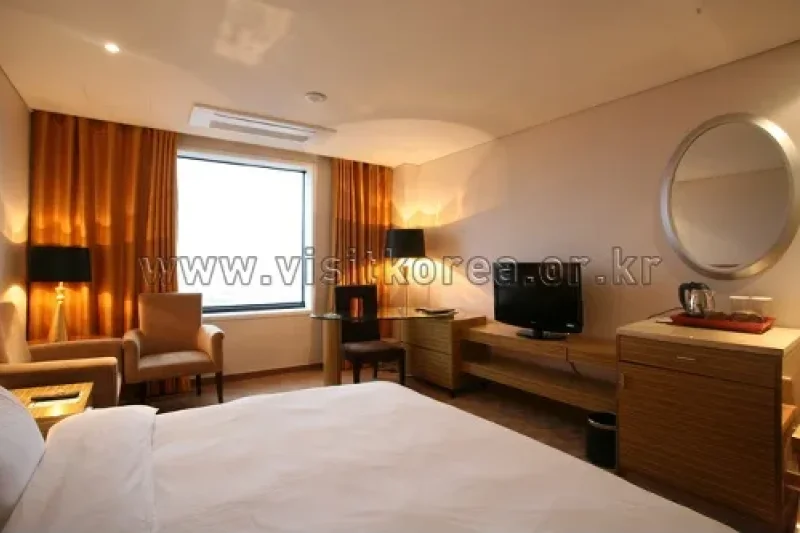 Philos Hotel 