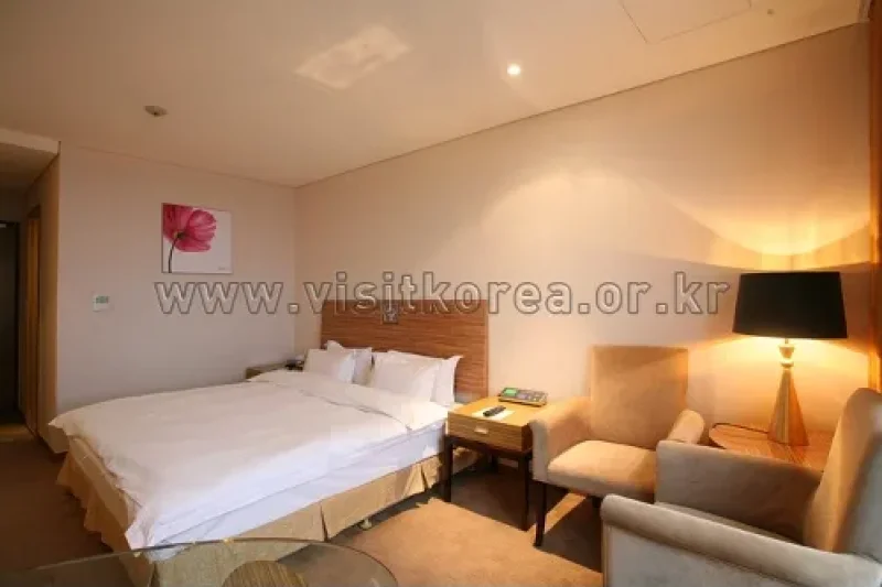 Philos Hotel 