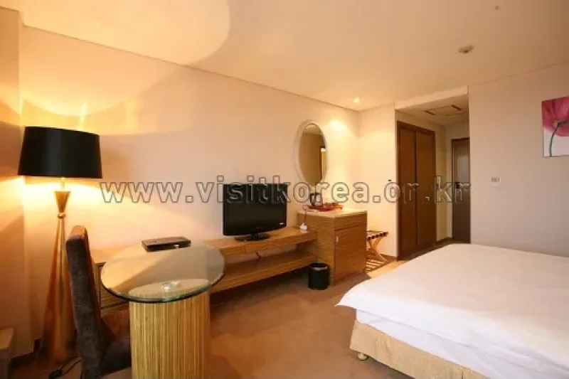 Philos Hotel 