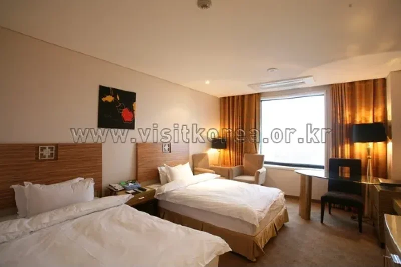 Philos Hotel 