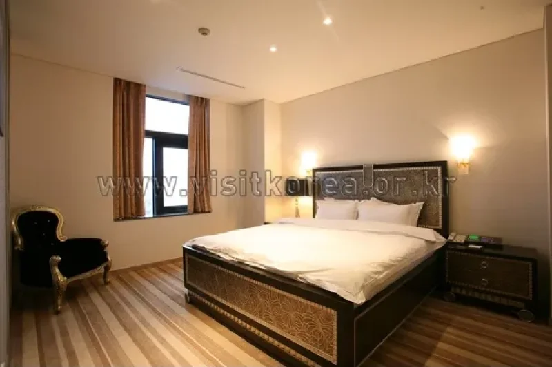 Philos Hotel 