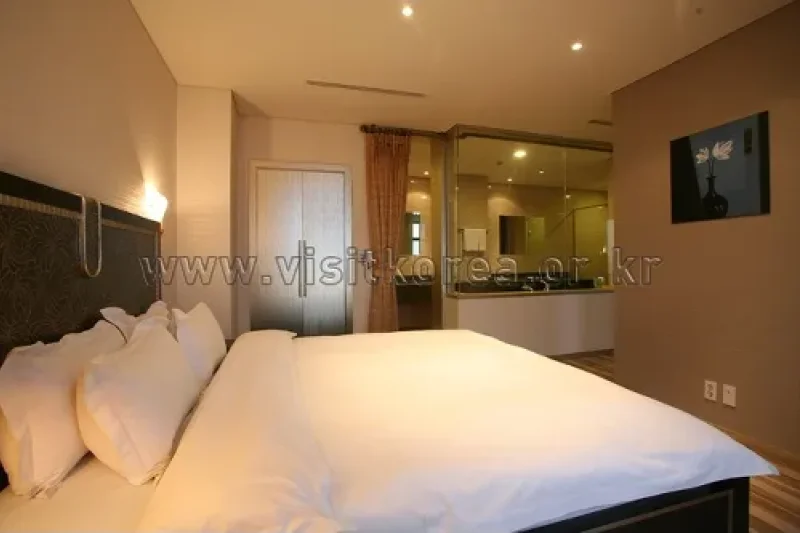 Philos Hotel 
