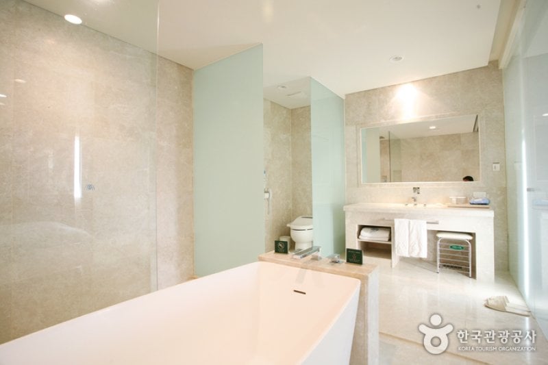 The Suites Hotel Gyeongju  (28/28)