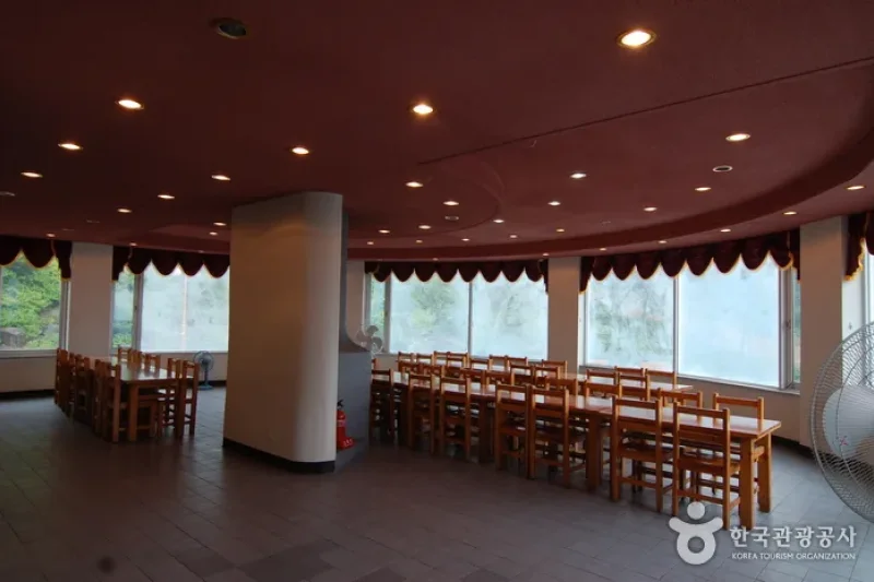 Sobaeksan Oknyeobong Recreational Forest (소백산 옥녀봉자연휴양림) (4/36)