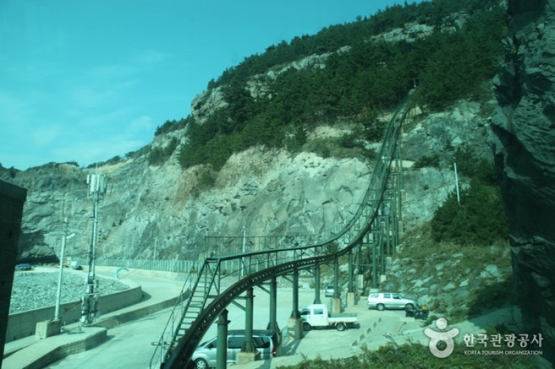 Taehahyangmok Tourist Monorail  (8/11)