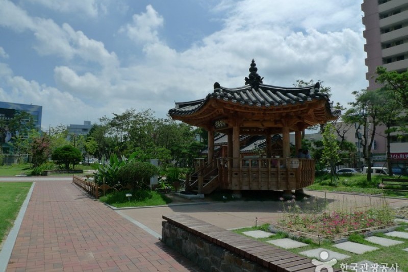 The Traditional Culture Contents Museum  (15/26)