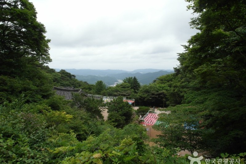 Seokguram Grotto [UNESCO World Heritage]  (9/16)