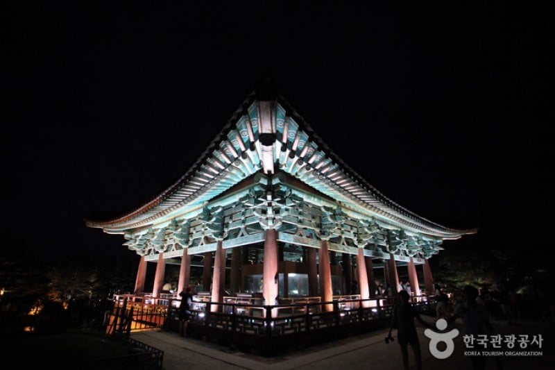 Gyeongju Donggung Palace and Wolji Pond  (17/24)