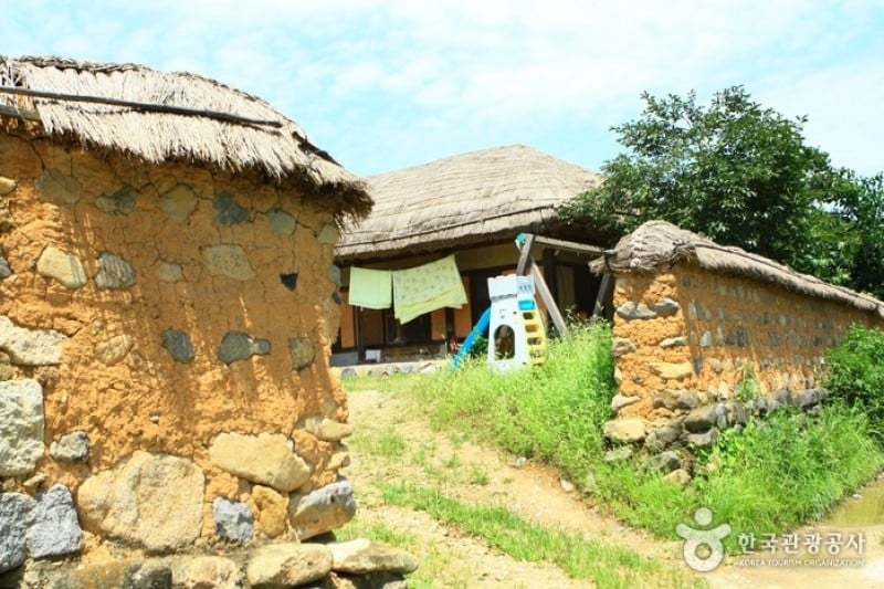 Gyeongju Yangdong Village [UNESCO World Heritage]  (5/45)