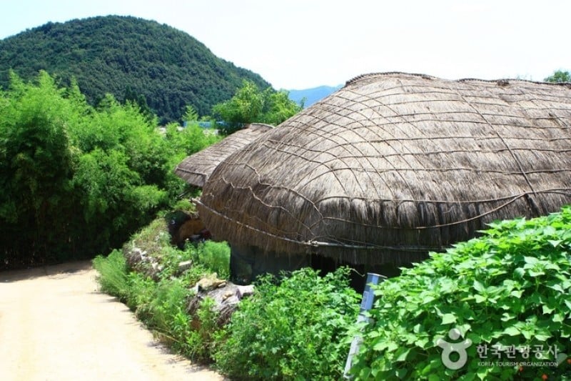 Gyeongju Yangdong Village [UNESCO World Heritage]  (14/45)