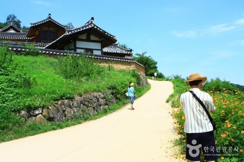 Gyeongju Yangdong Village [UNESCO World Heritage]  (15/45)