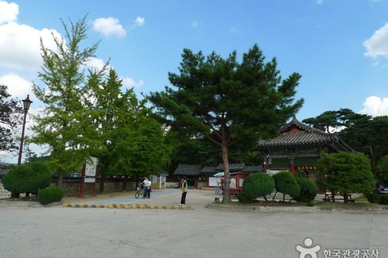 Gyeongju Poseokjeongji  (6/12)