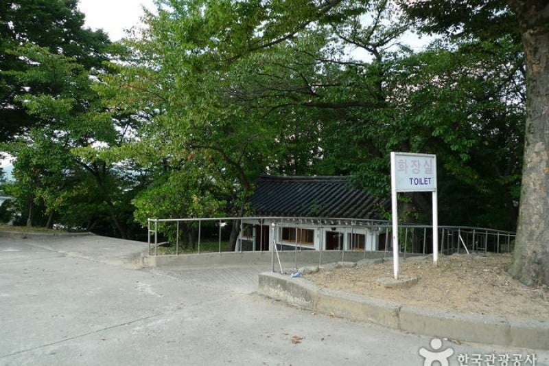 Gyeongju Poseokjeongji  (8/12)