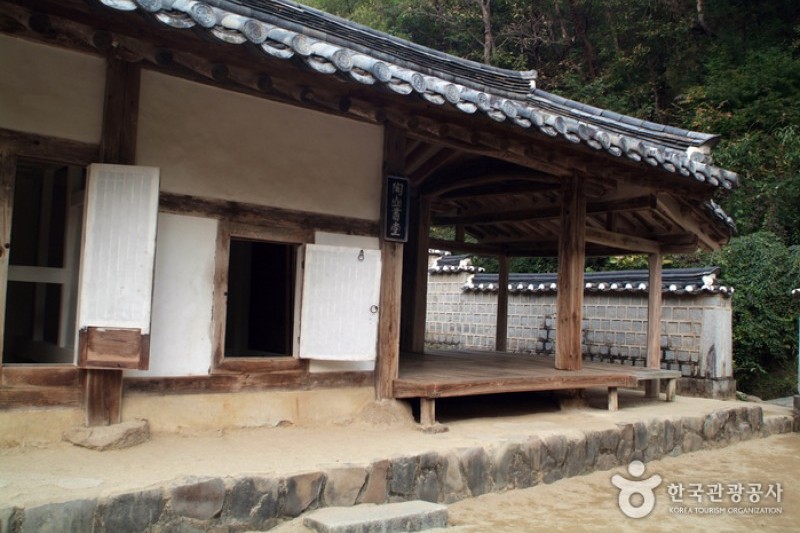 Dosanseowon Confucian Academy  (10/26)