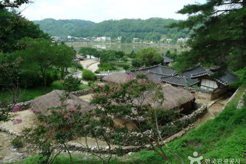 Andong Folk Village &amp; Andongho Lake  (6/14)