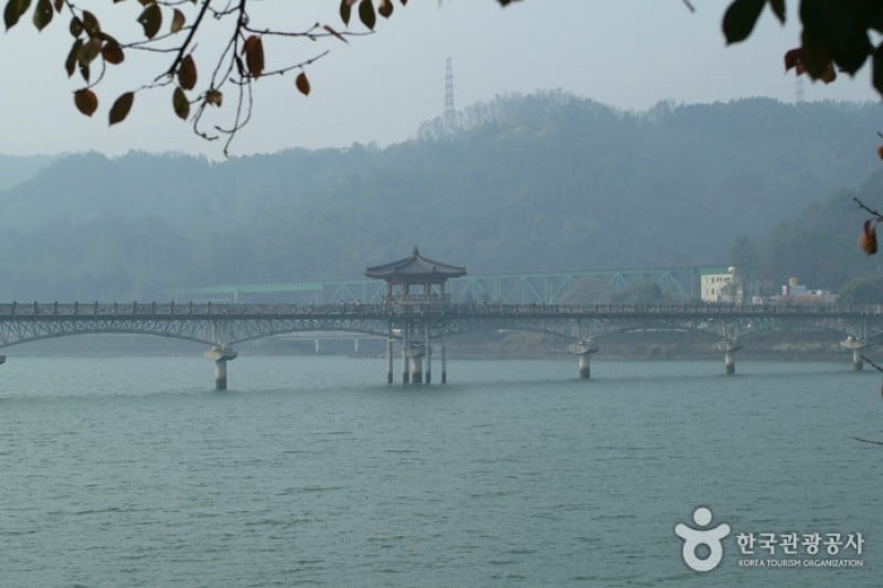 Andong Folk Village &amp; Andongho Lake  (13/14)