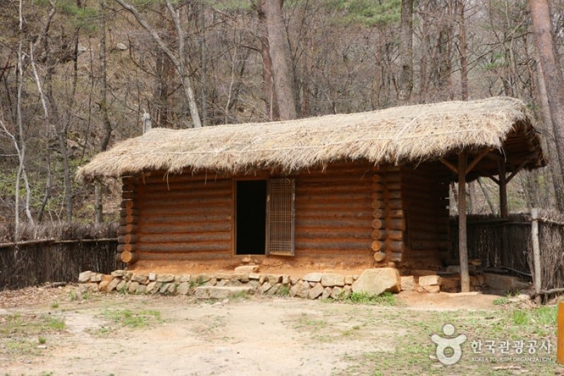 Mungyeong Saejae Provincial Park  (4/46)