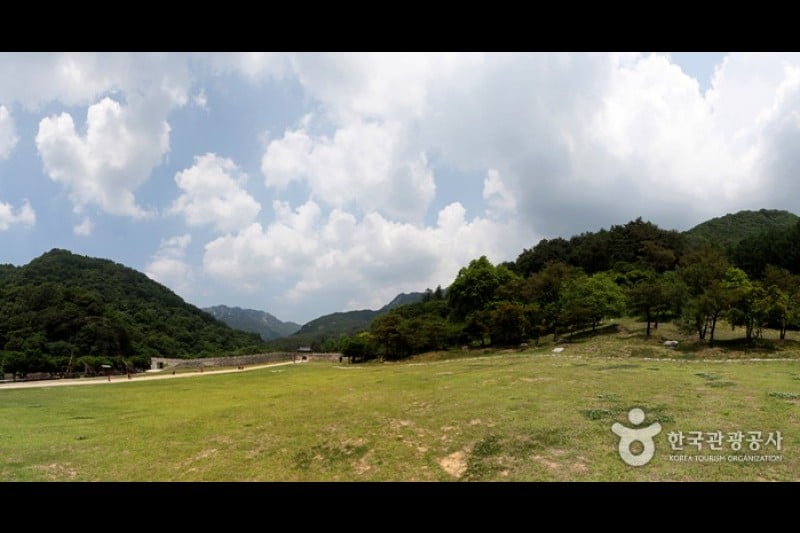 Mungyeong Saejae Provincial Park  (22/46)