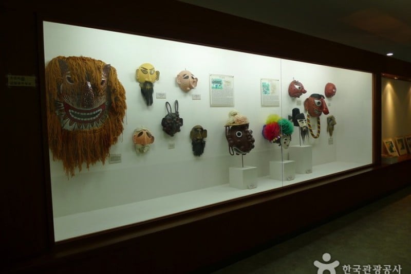 Hahoe Mask Museum  (8/23)