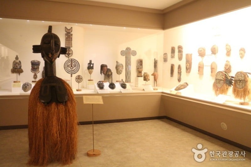 Hahoe Mask Museum  (18/23)