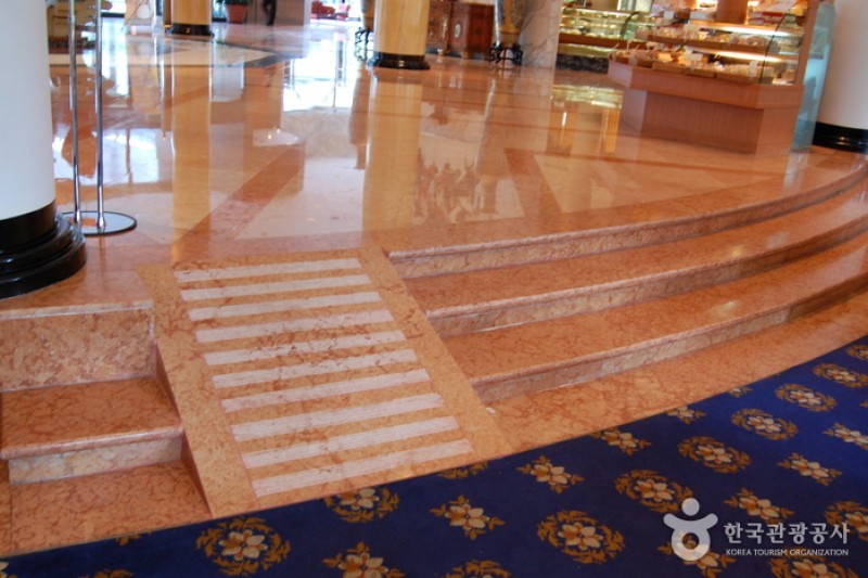 Gyeongju Hilton Hotel  (8/46)
