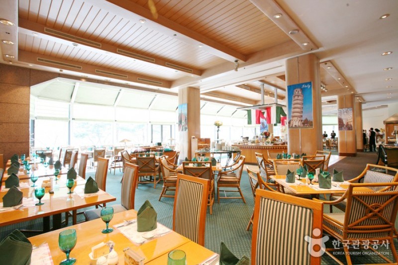 Gyeongju Hilton Hotel  (23/46)