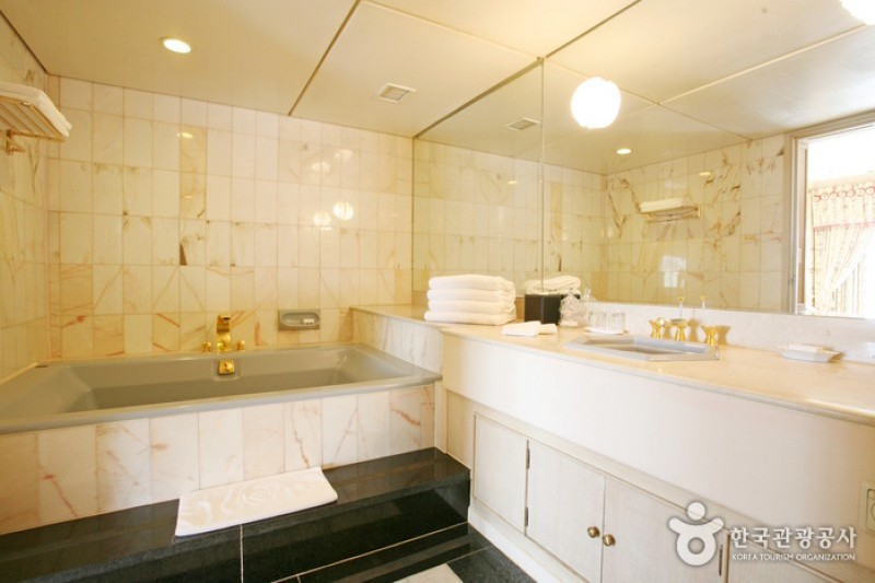 Gyeongju Hilton Hotel  (46/46)