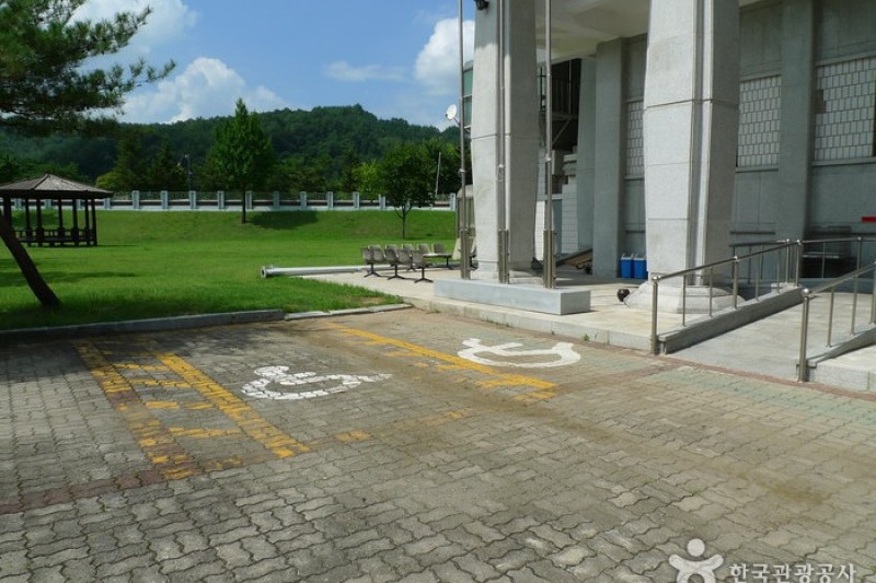 Andong Folk Museum  (4/9)