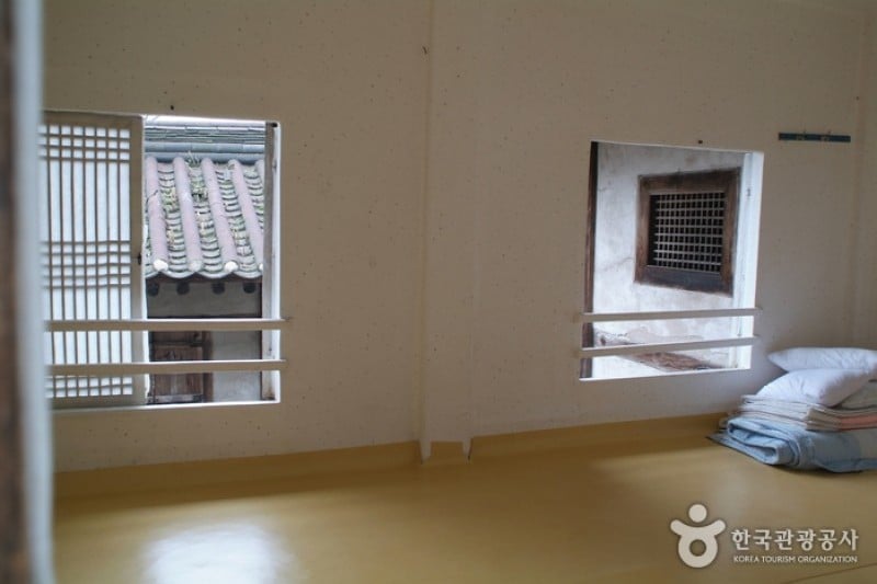 Imcheonggak House  (3/8)