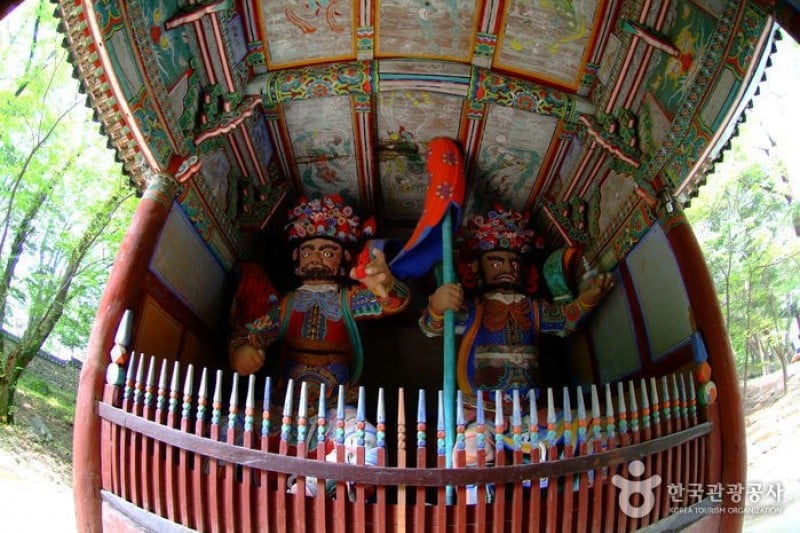 Jikjisa Temple  (2/11)