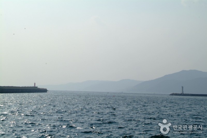 Uljin Hupohang Port  (3/9)