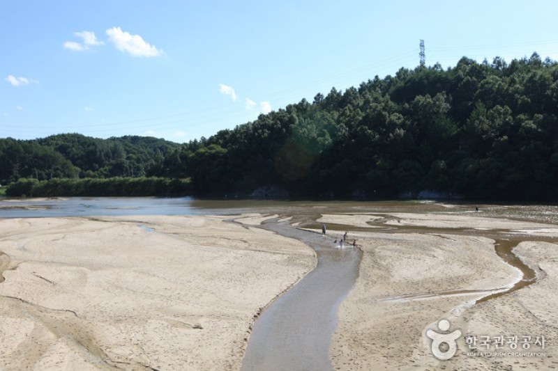 Yeongju Museom Village  (12/45)