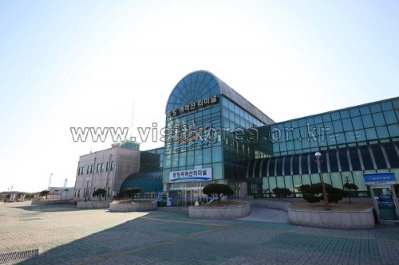 Pohang Port Passenger Terminal  (2/9)