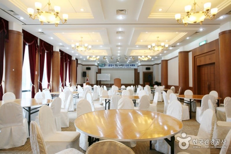 Mungyeong Tourist Hotel  (10/31)