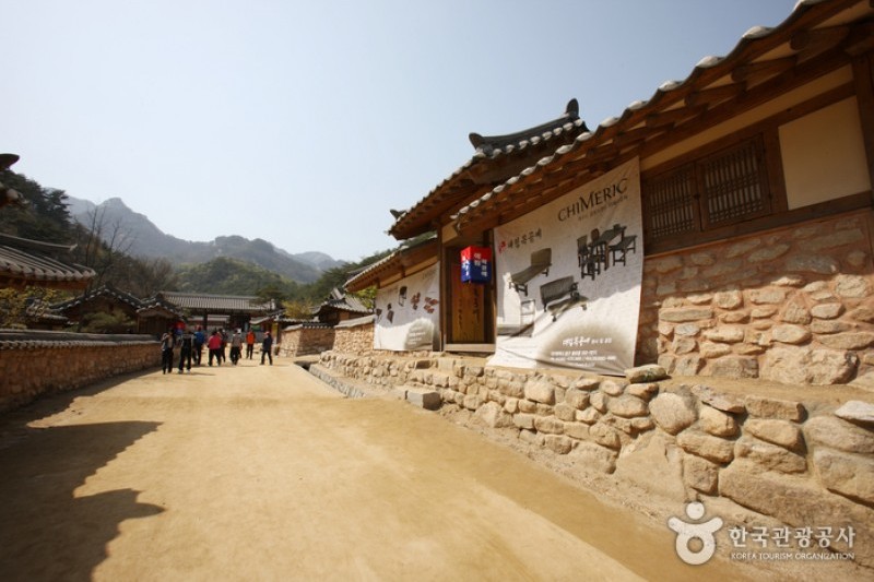 Mungyeongsaejae KBS Drama Studio  (2/14)