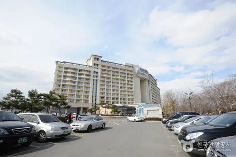 Daemyung Resort - Gyeongju  (2/28)