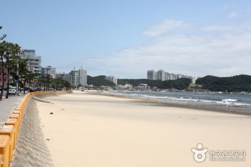 Yeongildae Beach 
