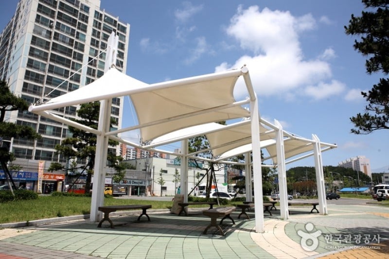 Yeongildae Beach 