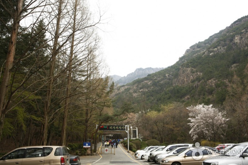Geumosan Provincial Park  (9/12)