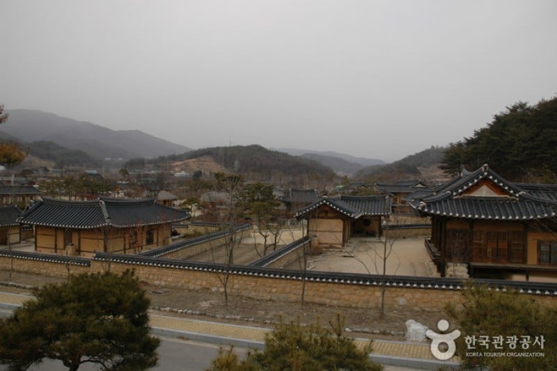Seonbichon Village  (1/13)