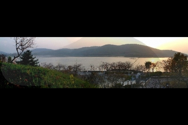 Bomunho Lake   (9/17)
